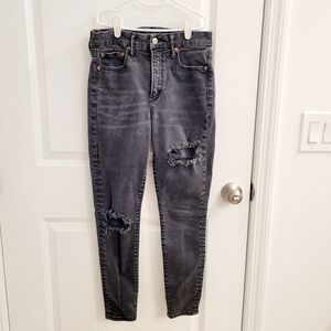 American Eagle Lux(E) Distressed Grungy Black Skinny High waisted Jeans Size 6